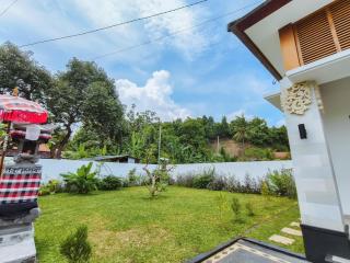 Karuna Villa with Garden - 1