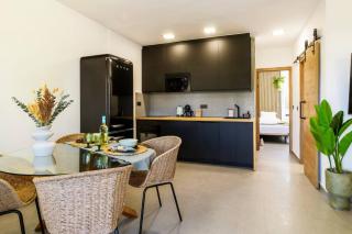 Bajo mediterráneo con terraza y calma - 8