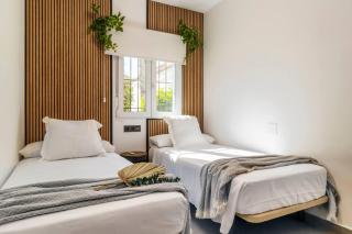 Bajo mediterráneo con terraza y calma - 3