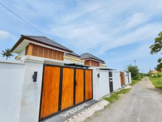 Karuna Villa with Garden - 8