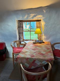 Allt Mor Cottage - 1