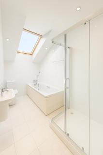 Entire 3 Bed Apartment in Kinsale, Cork - 6