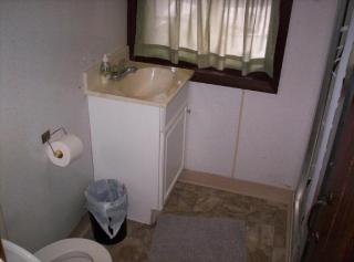 Quaint Lakefront Cabin Rental in Harveys Lake near Wilkes-Barre, Pennsylvania - 7