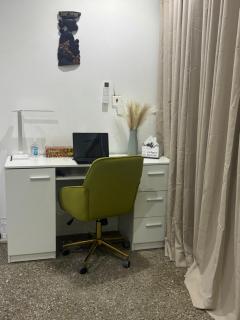 Elegant and Spacious 2BR Apartment in Ashaley Botwe - 1