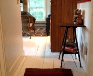 Riverfront Cabin with Beautiful Views of Housatonic River in Great Barrington, Massachusetts - 7