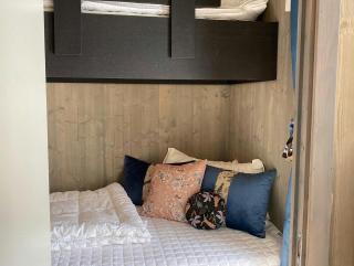 Relax In This Cozy Family Cabin - 9