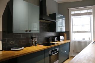 Luxury Apartment in Brightons Best Location - 4