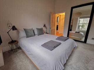 Luxury Apartment in Brightons Best Location - 3