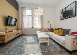 Cozy apartment with 2 bedrooms in New Town - 0