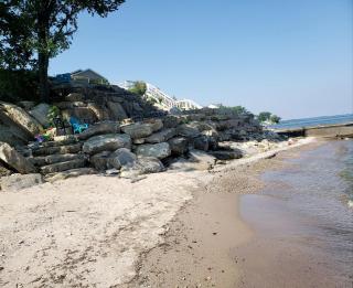 Rustic Lakeside Vacation Rental with Beach Access in Vermilion, Ohio - 1