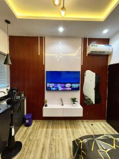 Modern Studio apartment in Yaba - 7