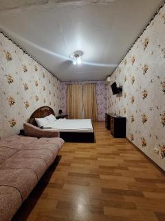 Однокімнатна квартира на Садовому на першому поверсі - 2