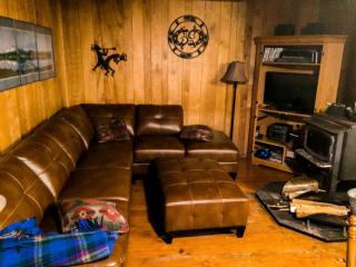 Secluded Ski-In and Ski-Out Cabin with Private Sauna on Mount Hood in Oregon - 9