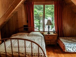 Secluded Ski-In and Ski-Out Cabin with Private Sauna on Mount Hood in Oregon - 7