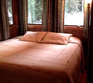 Secluded Ski-In and Ski-Out Cabin with Private Sauna on Mount Hood in Oregon - 4