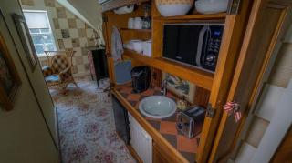 Incredibly Cozy Accommodation with Free Wi-Fi in Genoa, New York - 9