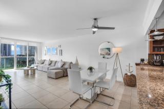 Resort at Sunny Isles Beach with Ocean view - 7