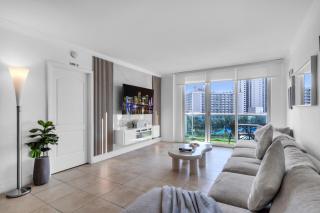 Resort at Sunny Isles Beach with Ocean view - 5