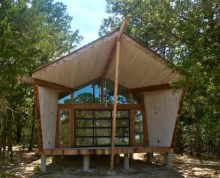 Romantic Cottage Rental on a Beautiful Farm in the Countryside near Austin, Texas - 9