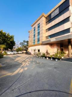 Royal Park Prime A Top Awarded Property in Haridwar - 0