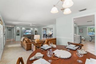 The Birdhouse - 783 - 1