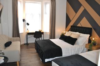 Brand New 1 Bed Apartment - 3 Guests - 7