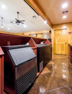 Incredible Nacogdoches Cabin Rentals Ideal for Large Group Getaways in Texas - 3