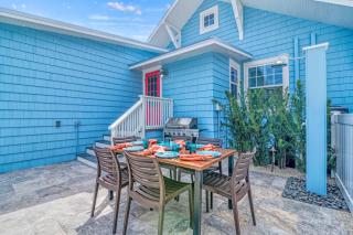 Salty Sister - 302 - 1