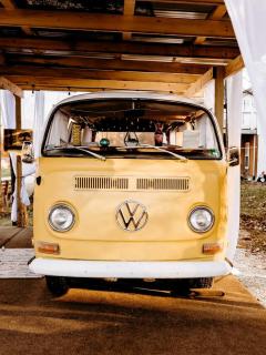 Refurbished Campervan Rental Perfect for Glamping in Missouri - 7