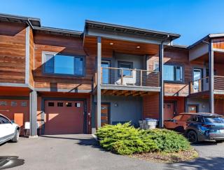 Hull Street Loft - 4