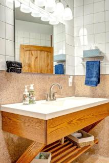 Nashville Area Luxury Tree House Accommodation for a Tennessee Getaway - 9