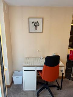 The Spinney - A Cozy One-Bedroom Flat - Sleeps 2 - 9