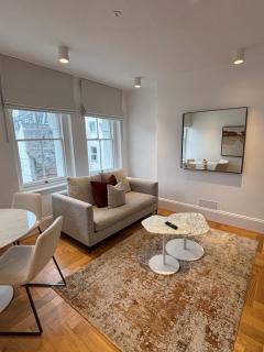 FOX ON THE HOE - Luxury Apartment accommodation - 8