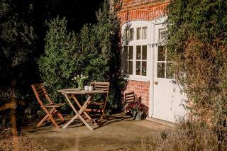 Butley Priory Cottage - 4