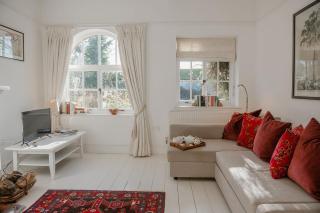 Butley Priory Cottage - 1