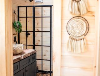 Cozy Dome for a Romantic Weekend in Tennessee - 4