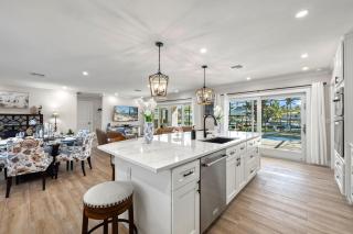 Waters Edge - 5049 - 6