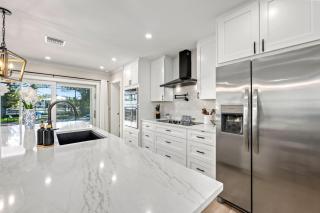 Waters Edge - 5049 - 3