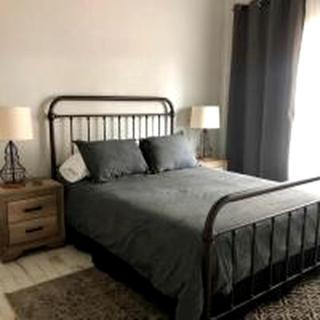 Cozy Cabin in the Texan Countryside for Glamping Vacations in Wimberley - 9