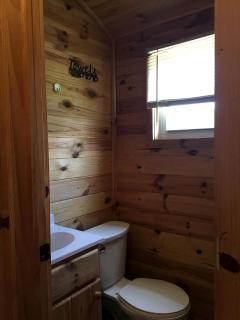 Galeton, Pennsylvania Glamping Cabin, Ideal for a Family Nature Escape - 8