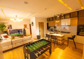 Xentral Luxury 5 star Apartment - 1