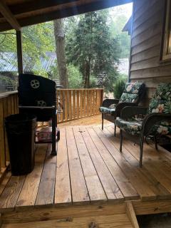 Go Glamping in Athens, Georgia, in this Cozy Tiny House for Four - 7