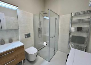 Urban Oasis on Terez blvrd - 9