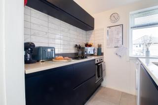 Bella House - 3 bed house in Glasgow - 3