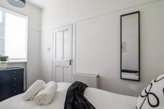 Bella House - 3 bed house in Glasgow - 5