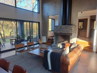 Cerro Elefante Shelter Modern house in nature - 0