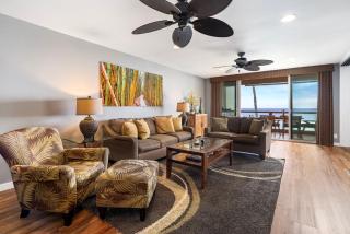Surf and Racquet 1205 - 9