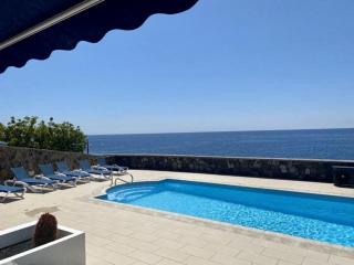 Seafront Puerto Calero Villa - 7