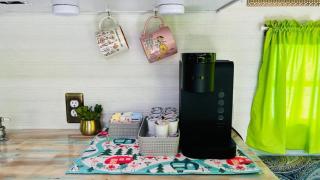 Vintage Airstream Ideal to Reconnect with Nature in Indiana - 7