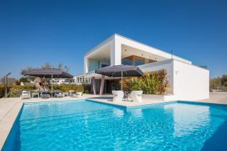 Villa Old Olive I by Vivi Rent - 6